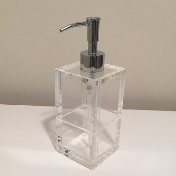 Acrylic Clear Soap Dispenser - Picture 2 of 7